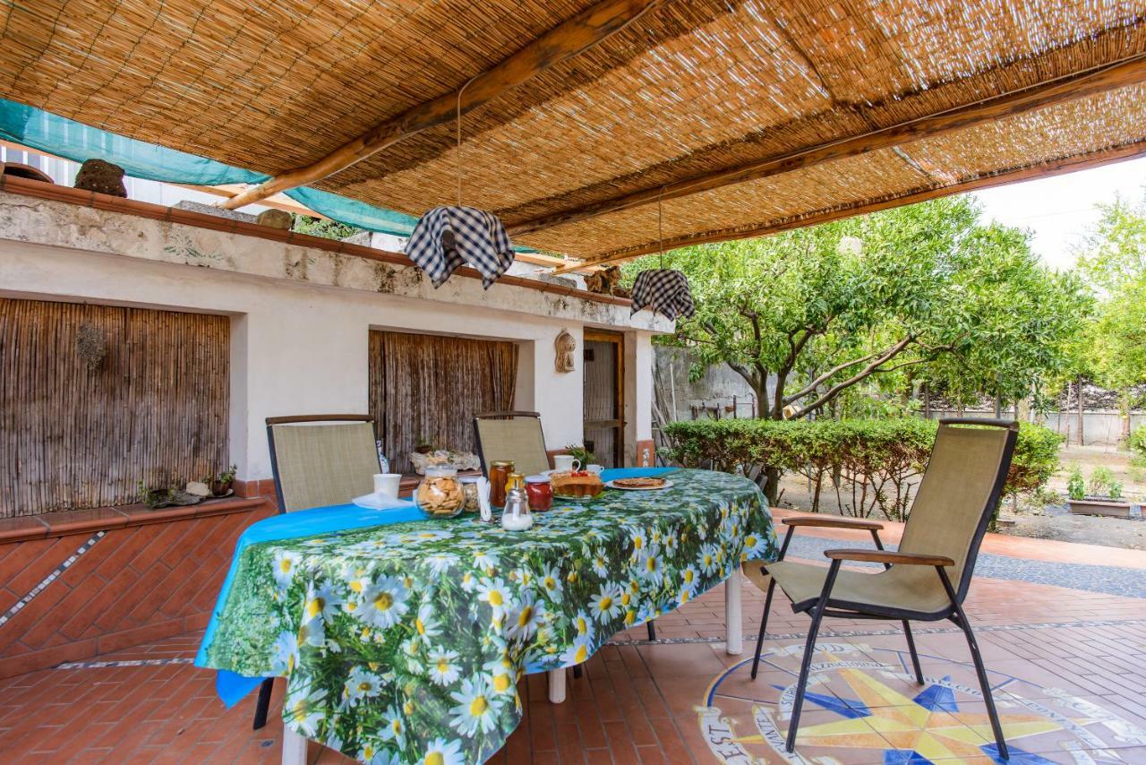 بومبيي B&B Otium المظهر الخارجي الصورة